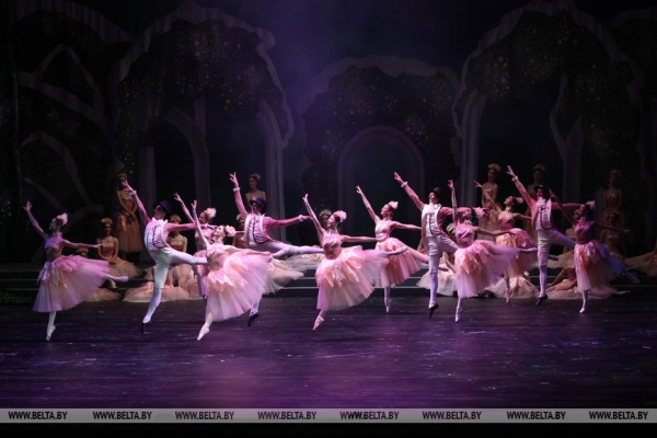 Премьера балета "Щелкунчик" состоялась в Большом театре Беларуси