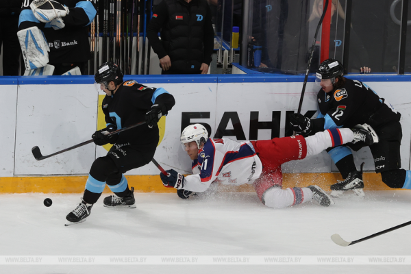 Первая в сезоне шайба Стася помогла "Динамо" обыграть ЦСКА