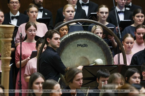 Белорусско-российский молодежный оркестр под управлением Юрия Башмета с успехом выступил в Минске