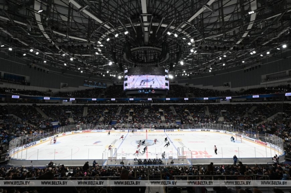 Первая в сезоне шайба Стася помогла "Динамо" обыграть ЦСКА