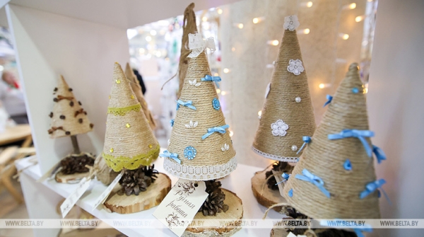 Выставка-ярмарка "Творения сердец" в 2026 году станет фестивалем творчества для людей с инвалидностью 