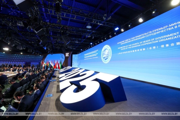 
Платежная система, продбезопасность, прямые авиарейсы. Что Беларусь предлагает партнерам по ШОС
