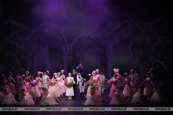 Премьера балета "Щелкунчик" состоялась в Большом театре Беларуси