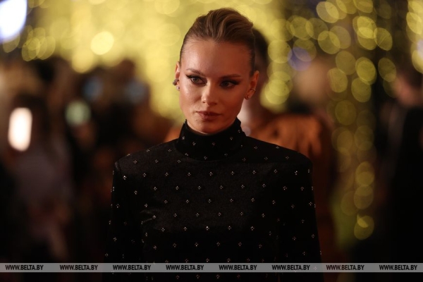 "Лiстапад": народный артист России Дмитрий Певцов удостоен специального приза Президента Беларуси