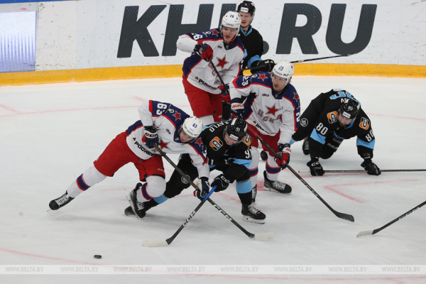 Первая в сезоне шайба Стася помогла "Динамо" обыграть ЦСКА