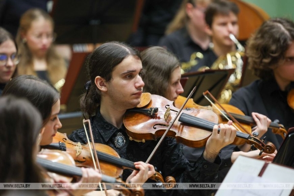 Белорусско-российский молодежный оркестр под управлением Юрия Башмета с успехом выступил в Минске