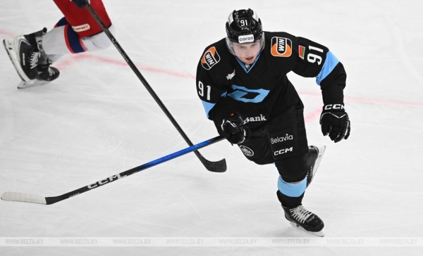 Первая в сезоне шайба Стася помогла "Динамо" обыграть ЦСКА