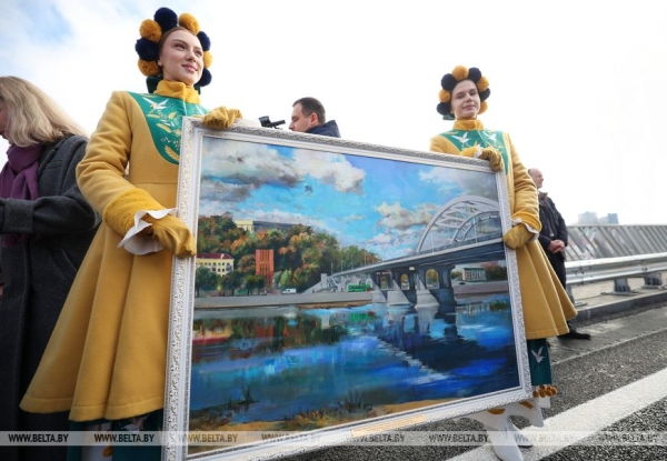 Работа на Полесье, подарок к 7 ноября, череда докладов и прогнозы на год. Итоги недели Президента