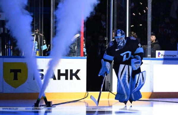 Первая в сезоне шайба Стася помогла "Динамо" обыграть ЦСКА