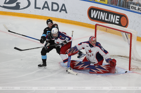 Первая в сезоне шайба Стася помогла "Динамо" обыграть ЦСКА