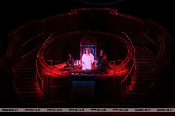 В Большом театре Беларуси состоялся показ оперы "Макбет" с Татьяной Третьяк в главной роли