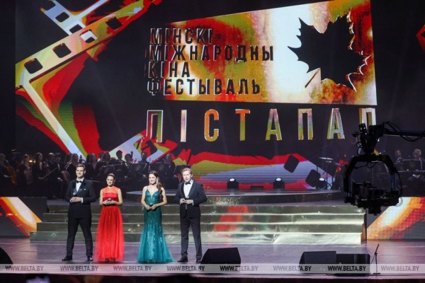 "Лiстапад": народный артист России Дмитрий Певцов удостоен специального приза Президента Беларуси