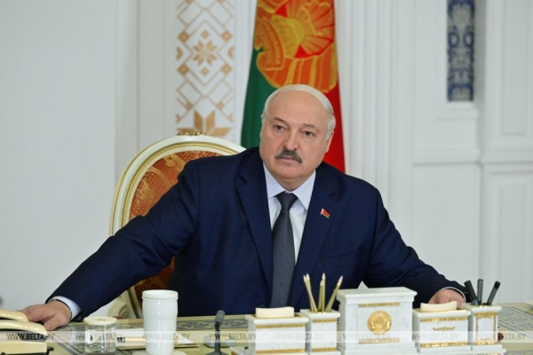 Апгрейд для Полесья, кадровый день, наука "без понтов" и лозунг для всей страны. Итоги недели Президента