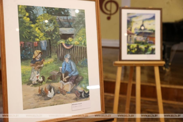 Прекрасный вокал и чарующие звуки оркестра: в Бресте стартовал фестиваль "Таленты Беларусі - будучыня краіны" 