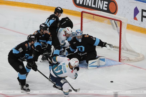 Столичные динамовцы обыграли "Сочи", Лимож впервые забросил на "Минск-Арене"