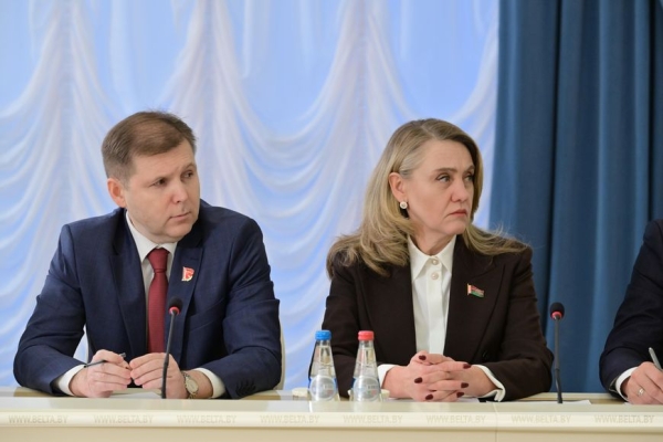 Лукашенко ориентирует делегатов ВНС на активное обсуждение проекта программы соцэкономразвития