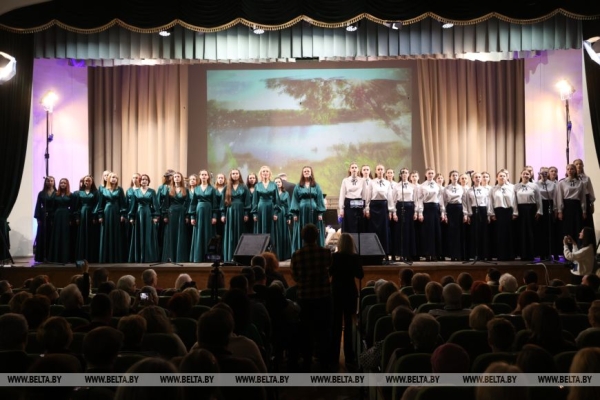 Прекрасный вокал и чарующие звуки оркестра: в Бресте стартовал фестиваль "Таленты Беларусі - будучыня краіны" 