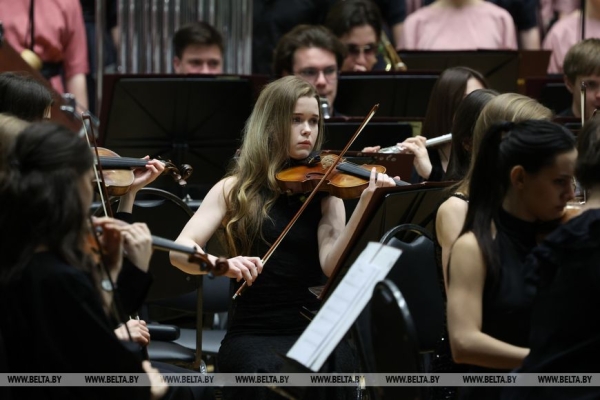 Белорусско-российский молодежный оркестр под управлением Юрия Башмета с успехом выступил в Минске