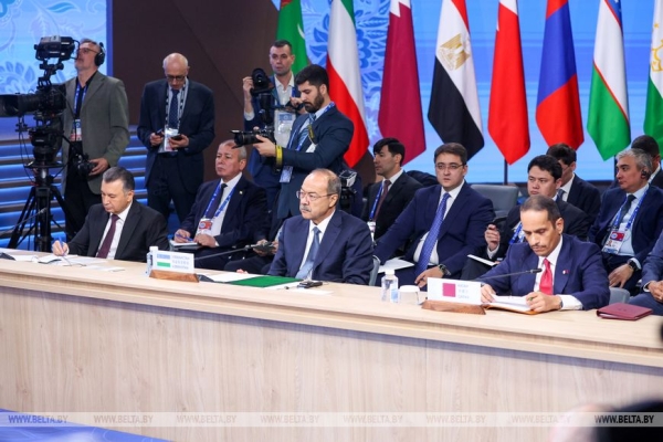 
Платежная система, продбезопасность, прямые авиарейсы. Что Беларусь предлагает партнерам по ШОС
