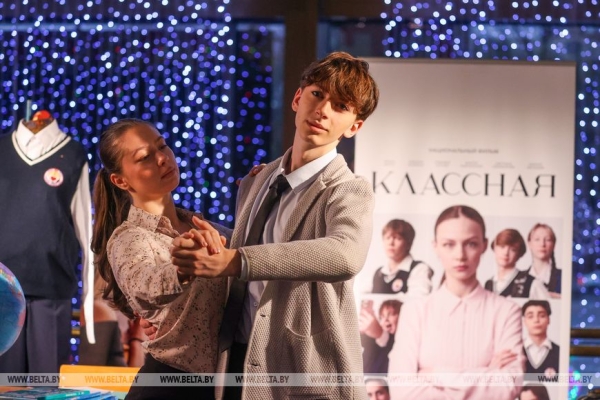 "Лiстапад": народный артист России Дмитрий Певцов удостоен специального приза Президента Беларуси