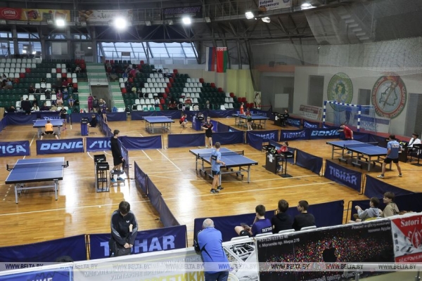 Соревнования по настольному теннису проходят в Могилеве