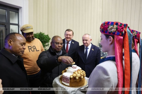 Парламентская делегация Кении прибыла в Беларусь с официальным визитом Парламентская делегация Кении прибыла в Беларусь с официальным визитом