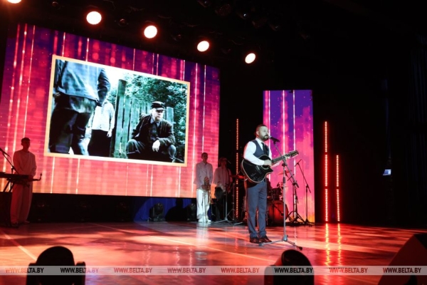 "Любить кино по-белорусски". В Минске состоялся театрализованный концерт ко Дню белорусского кино "Любить кино по-белорусски". В Минске состоялся театрализованный концерт ко Дню белорусского кино