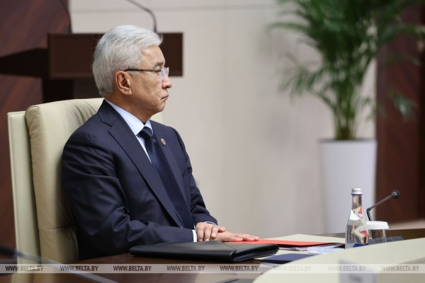 Хождение за три моря и подготовка к ВНС. Итоги недели Президента и подробности большой командировки