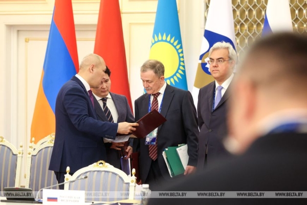 Устранение барьеров, кооперация, финрынок. Турчин о ключевых решениях в ЕАЭС под председательством Беларуси Устранение барьеров, кооперация, финрынок. Турчин о ключевых решениях в ЕАЭС под председательством Беларуси