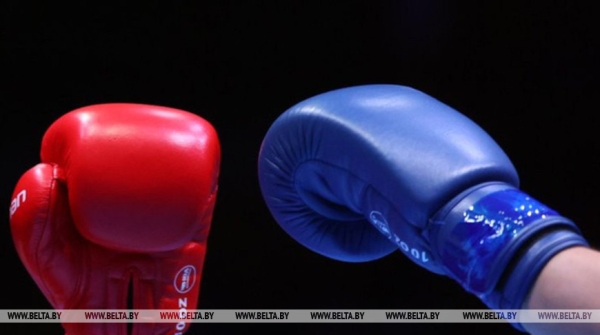 Белорусы Волчек и Алферов вышли в четвертьфинал чемпионата мира по боксу