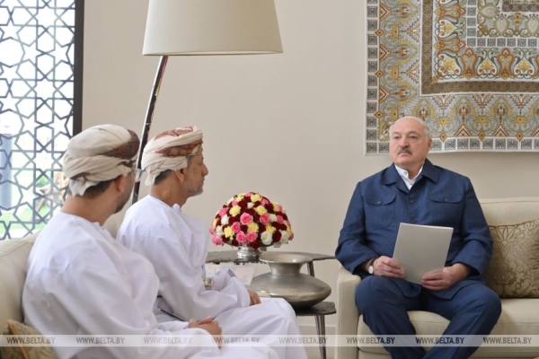 Лукашенко ознакомился с реализацией дорожной карты сотрудничества Беларуси и Омана Лукашенко ознакомился с реализацией дорожной карты сотрудничества Беларуси и Омана