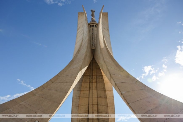 Миллиардные проекты и амбициозные планы на Ближнем Востоке и в Северной Африке. Итоги недели Президента Миллиардные проекты и амбициозные планы на Ближнем Востоке и в Северной Африке. Итоги недели Президента