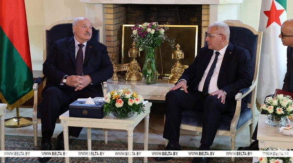Лукашенко уверен, что Беларусь и Алжир смогут значительно нарастить товарооборот