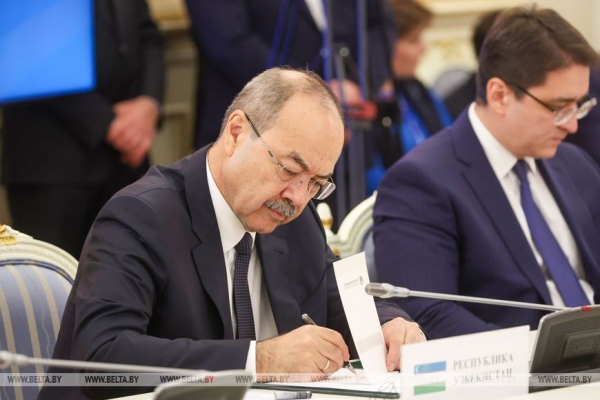 Устранение барьеров, кооперация, финрынок. Турчин о ключевых решениях в ЕАЭС под председательством Беларуси Устранение барьеров, кооперация, финрынок. Турчин о ключевых решениях в ЕАЭС под председательством Беларуси