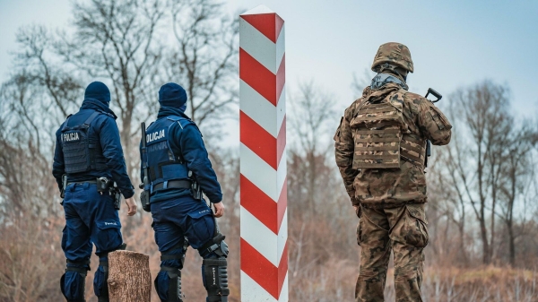 Польша продлила действие буферной зоны на границе с Белоруссией на три месяца