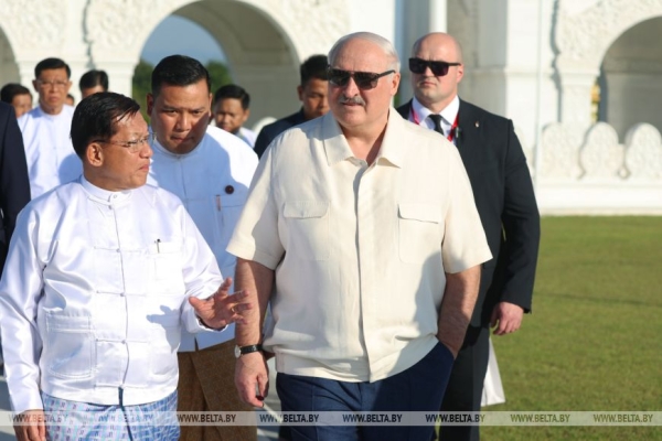 Хождение за три моря и подготовка к ВНС. Итоги недели Президента и подробности большой командировки