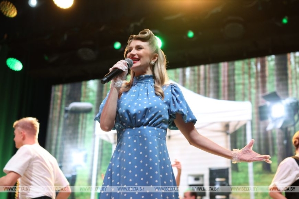 "Любить кино по-белорусски". В Минске состоялся театрализованный концерт ко Дню белорусского кино "Любить кино по-белорусски". В Минске состоялся театрализованный концерт ко Дню белорусского кино