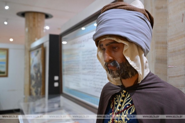 Лукашенко в Алжире посетил Национальный музей мучеников Лукашенко в Алжире посетил Национальный музей мучеников